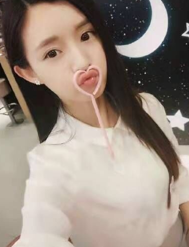 贡献给青岛LY一个漂亮妹妹，良家兼职，推荐给有实力的LY